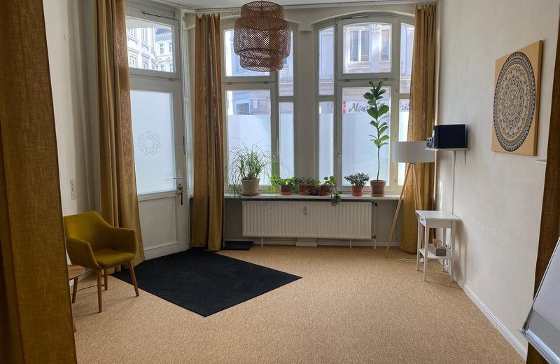 Heller Praxisraum in Hamburg-Neustadt - Image 1