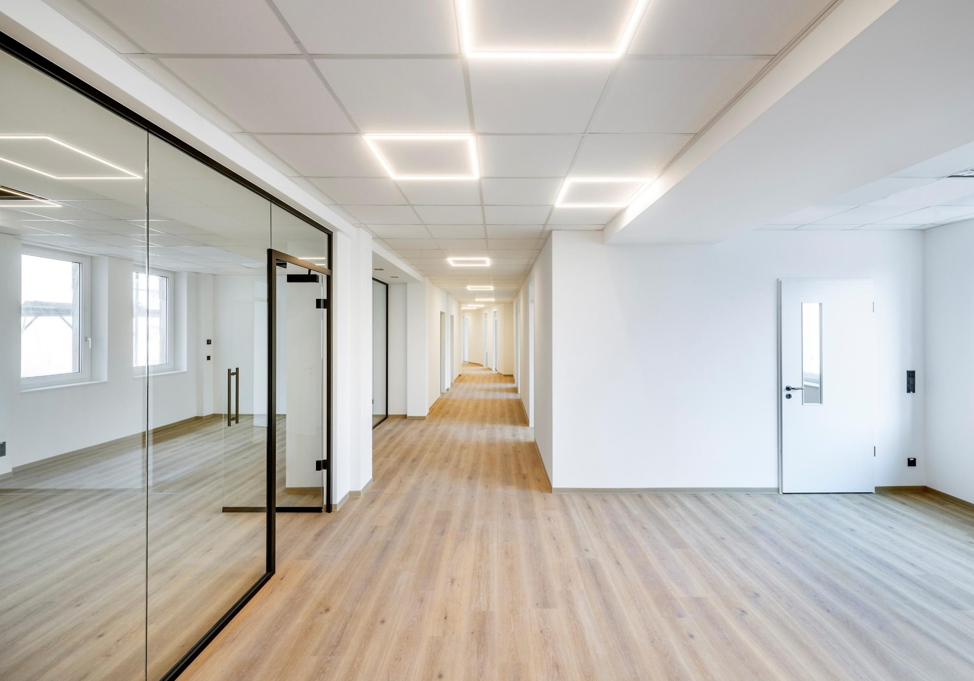 Moderne Praxisfläche im 2. OG – Ausbau nach Mieterwunsch - Bild 1