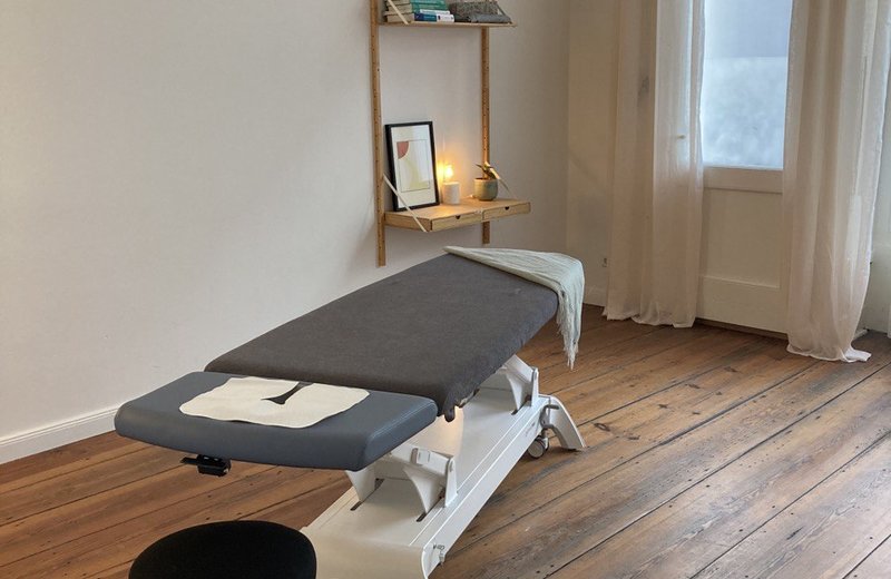 Körpertherapieraum in schöner Gemeinschaftspraxis - Image 1