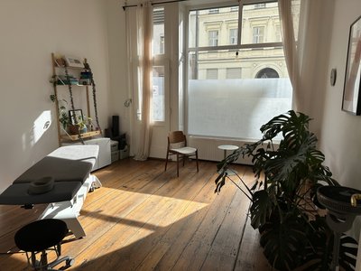 Körpertherapieraum in schöner Gemeinschaftspraxis - Image 6
