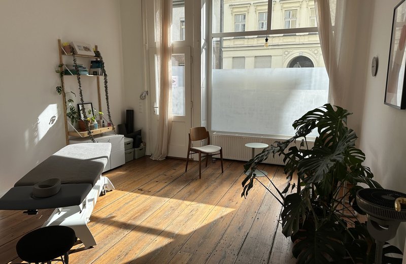 Körpertherapieraum in schöner Gemeinschaftspraxis - Image 6
