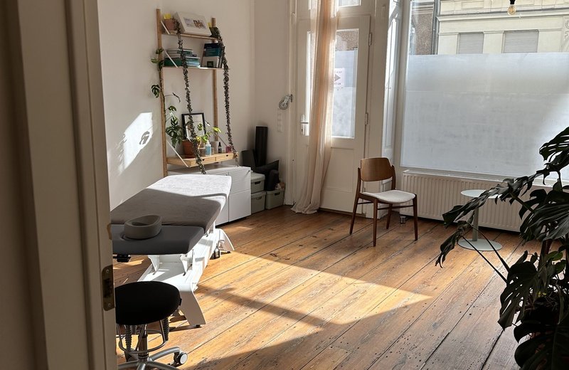 Körpertherapieraum in schöner Gemeinschaftspraxis - Image 2