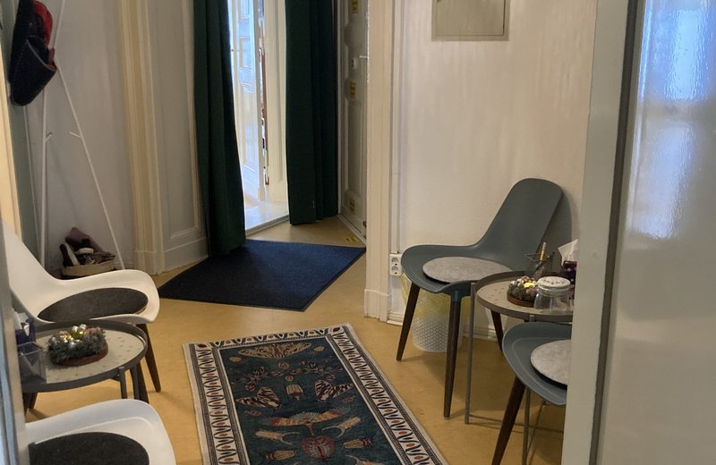 Schöneberger Psychotherapie Praxis bietet 25qm Praxisraum Mi+Fr - Bild 4