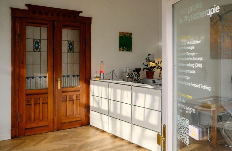 Untervermietung Privatpraxis für Physiotherapie am Mexikoplatz - Image 1