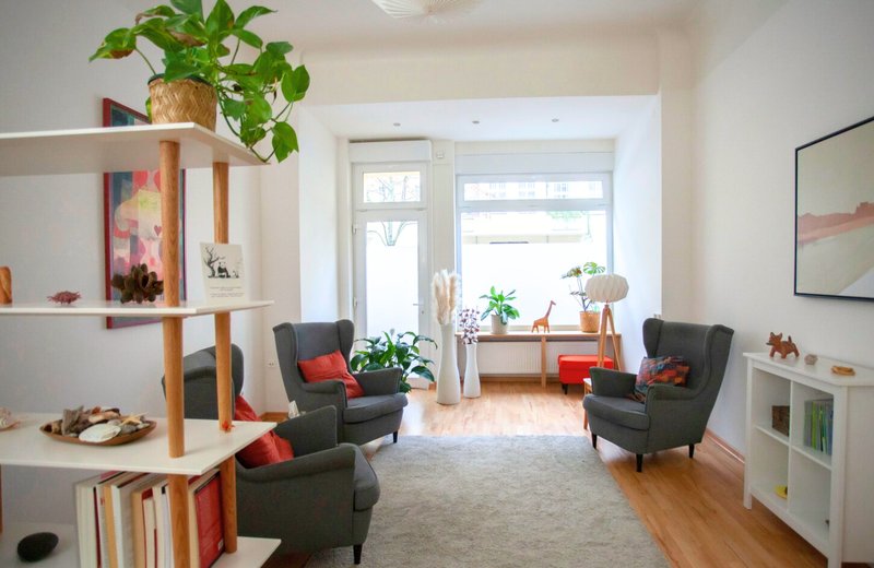 Schöner Praxisraum im Altbau in Charlottenburg - Image 1