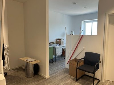 Praxisfläche im medizinisch geprägten Objekt in Sinzig, ca. 107 m², mit Aufzug und Parkplätzen - Bild 2