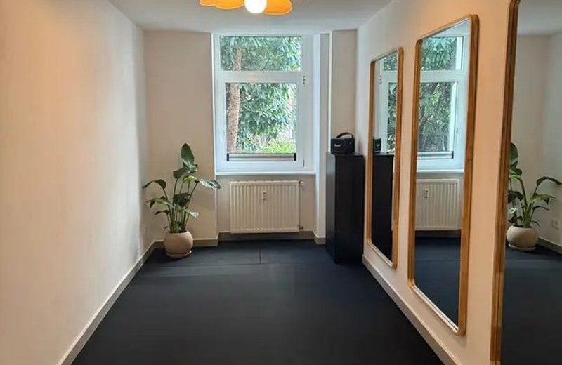 Praxisraum / Studiofläche in exklusivem Boutique Fitnessstudio - Image 8