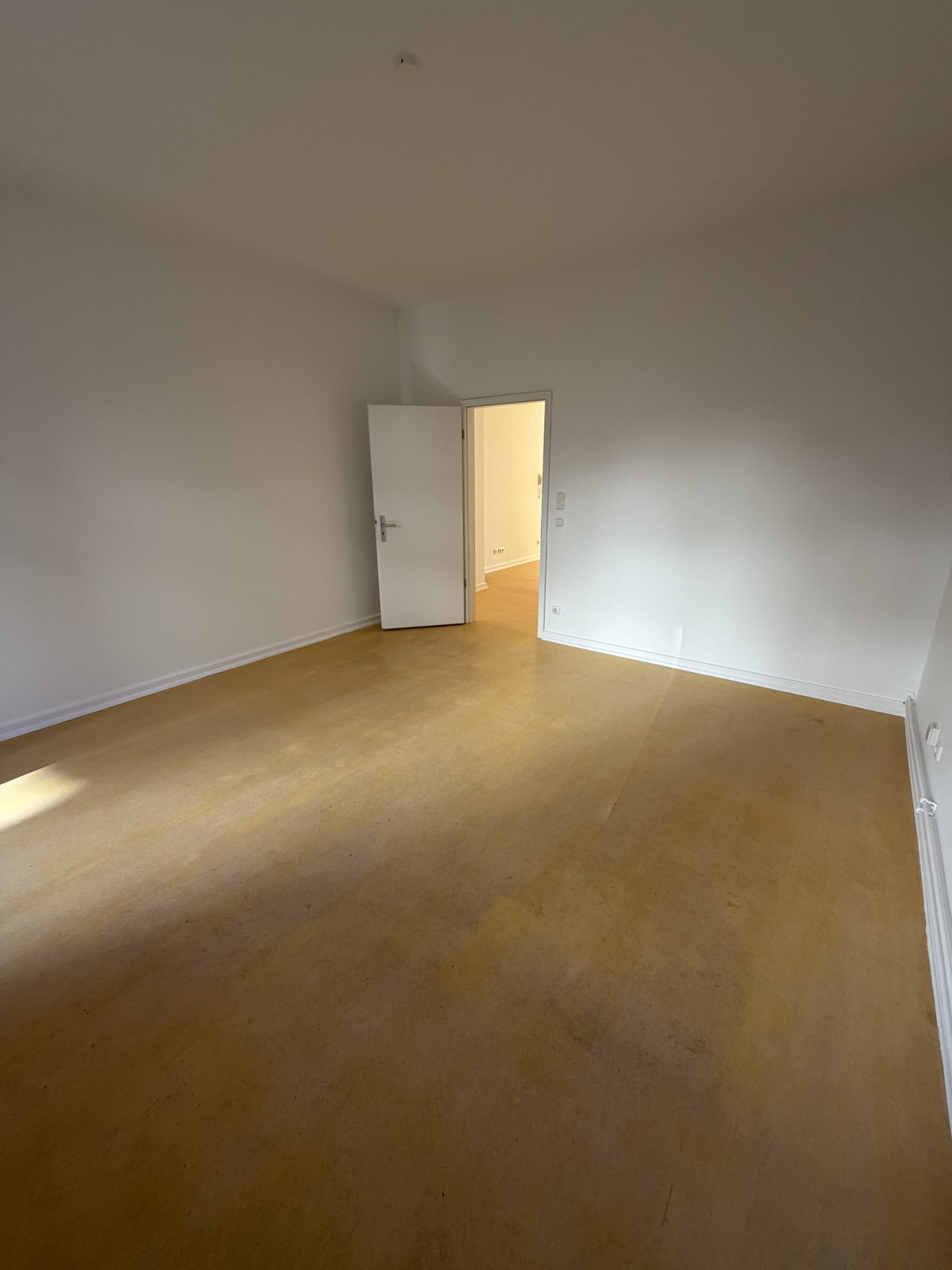 Praxisraum / Büro / Therapieraum 20 m² in Hamburg-St. Pauli (Feldstraße) + Gemeinschaftsflächen - Bild 1