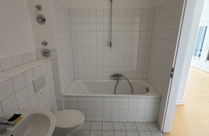 Praxisraum / Büro / Therapieraum 20 m² in Hamburg-St. Pauli (Feldstraße) + Gemeinschaftsflächen - Image 10