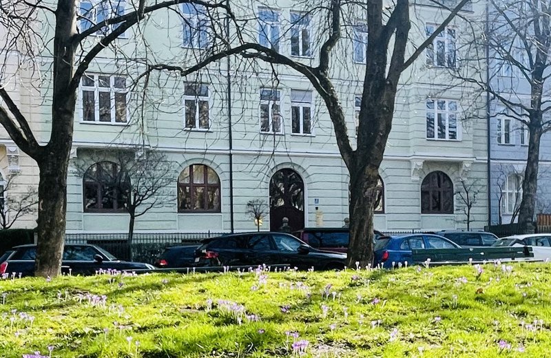 Psychotherapeutische Praxis: Raum in wunderschönem Schwabinger Altbau - Image 1