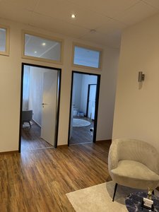 Therapieraum in Praxisgemeinschaft | KORPUS 8 – Studio für Aufrichtung & Balance | Gilching - Bild 5