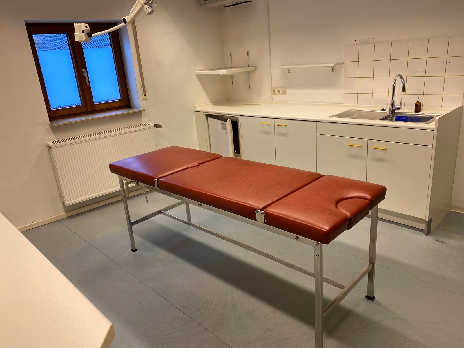 Ehemalige Arztpraxis mit ca. 130 m² in zentraler Lage in Wallerstein - Image 9