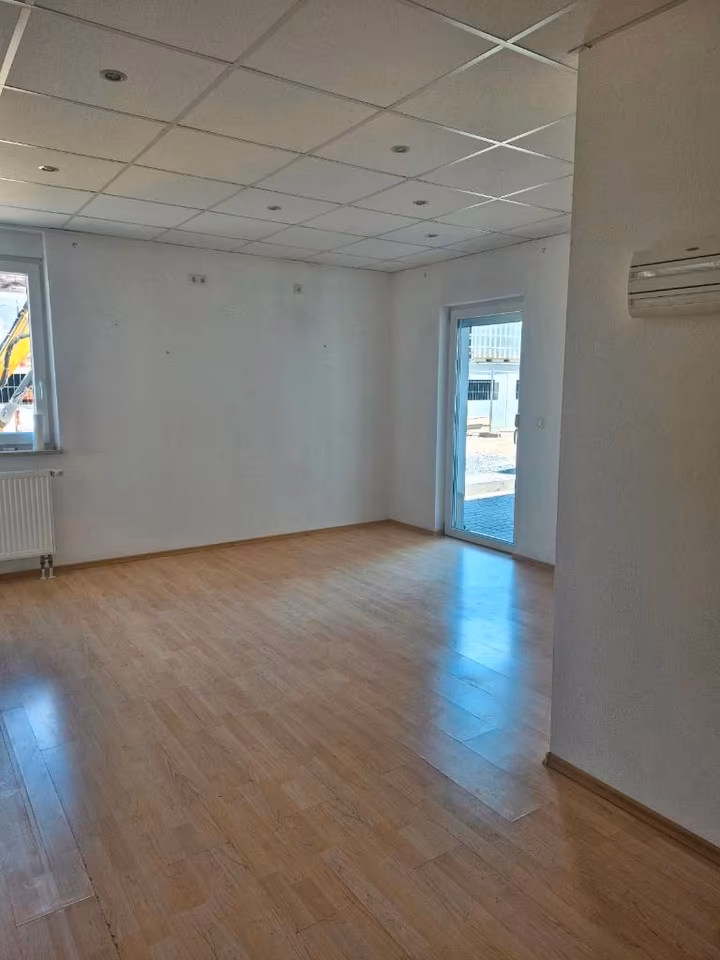 Praxisräume in Plößberg zu vermieten | Im Erdgeschoss einer betreuten Wohnanlage - Bild 1